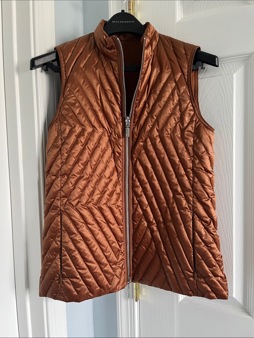 Reversible Lafayette 148 New York puffer vest